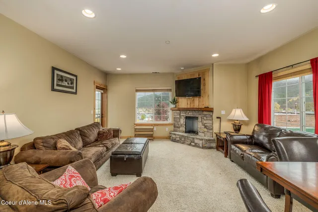 $320,000 | 308 Ohio Avenue, Unit 105, Kellogg, ID 83837