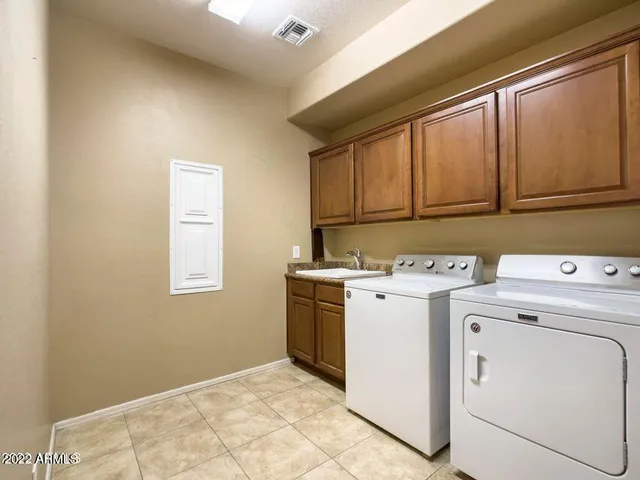$4,300 | 2406 West Sienna Bouquet Place, Phoenix, AZ 85085