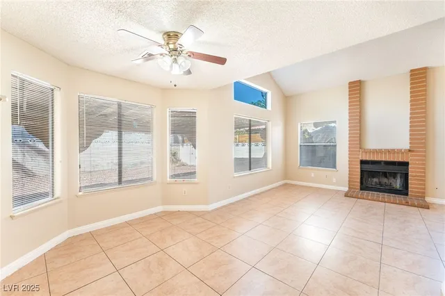 $369,900 | 2528 Cherrywood Street, Las Vegas, NV 89108