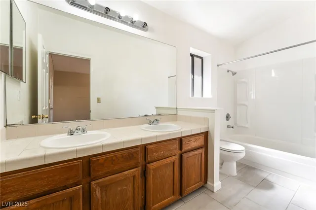$369,900 | 2528 Cherrywood Street, Las Vegas, NV 89108