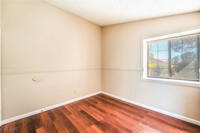 $369,900 | 2528 Cherrywood Street, Las Vegas, NV 89108