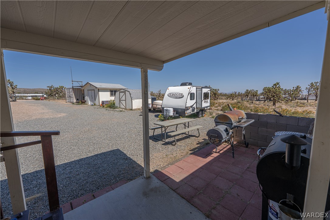 26012 Hummingbird Lane Meadview, AZ 86444 - Photo 18 of 40