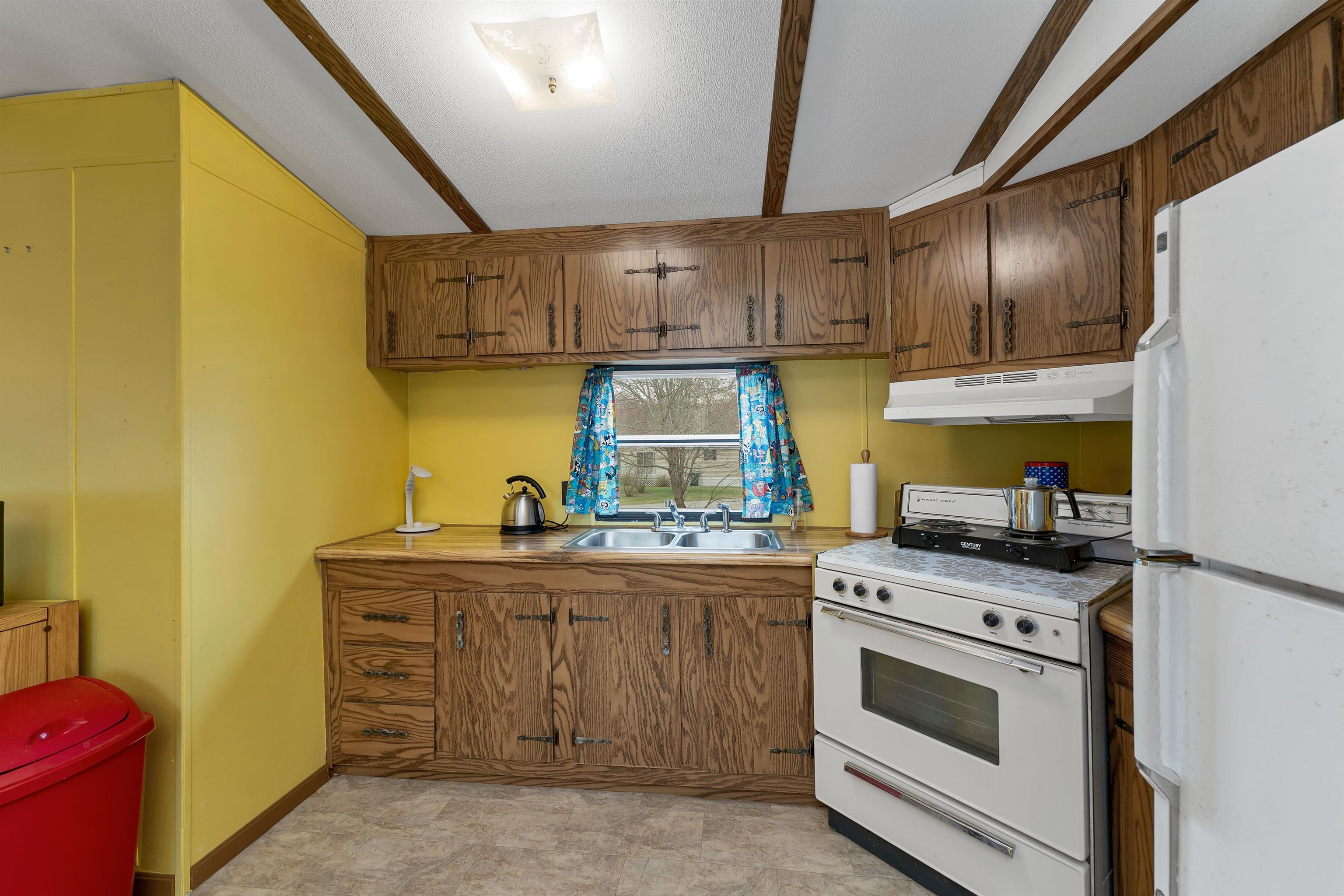 4 Slate Run North Hampton, NH 03862 - Photo 2 of 31