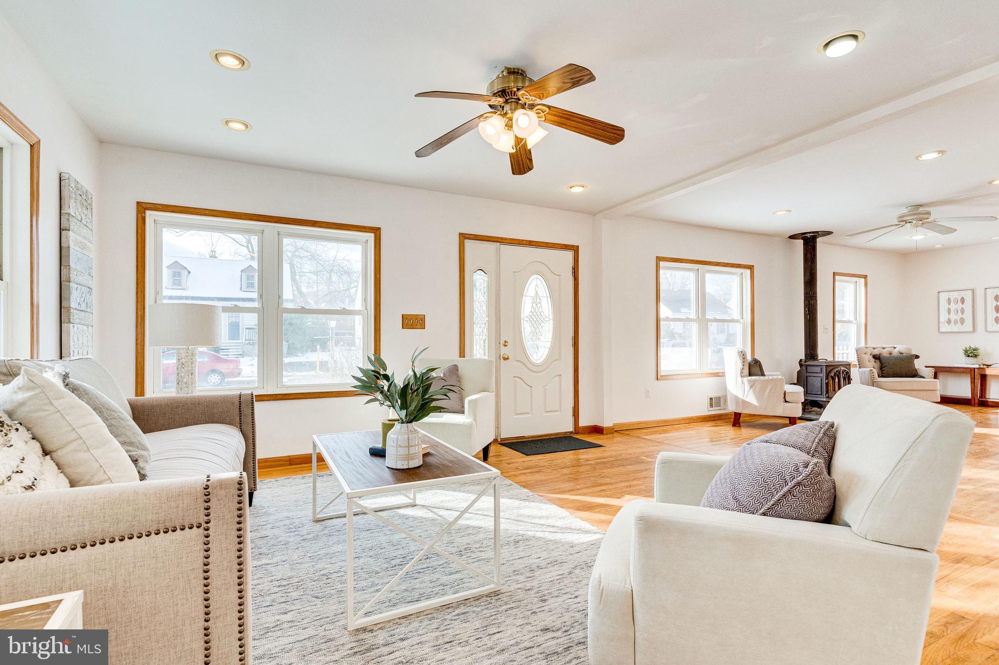 2807 West George Mason Road Falls Church, VA 22042 - Photo 5 of 47 Gallery Image 5