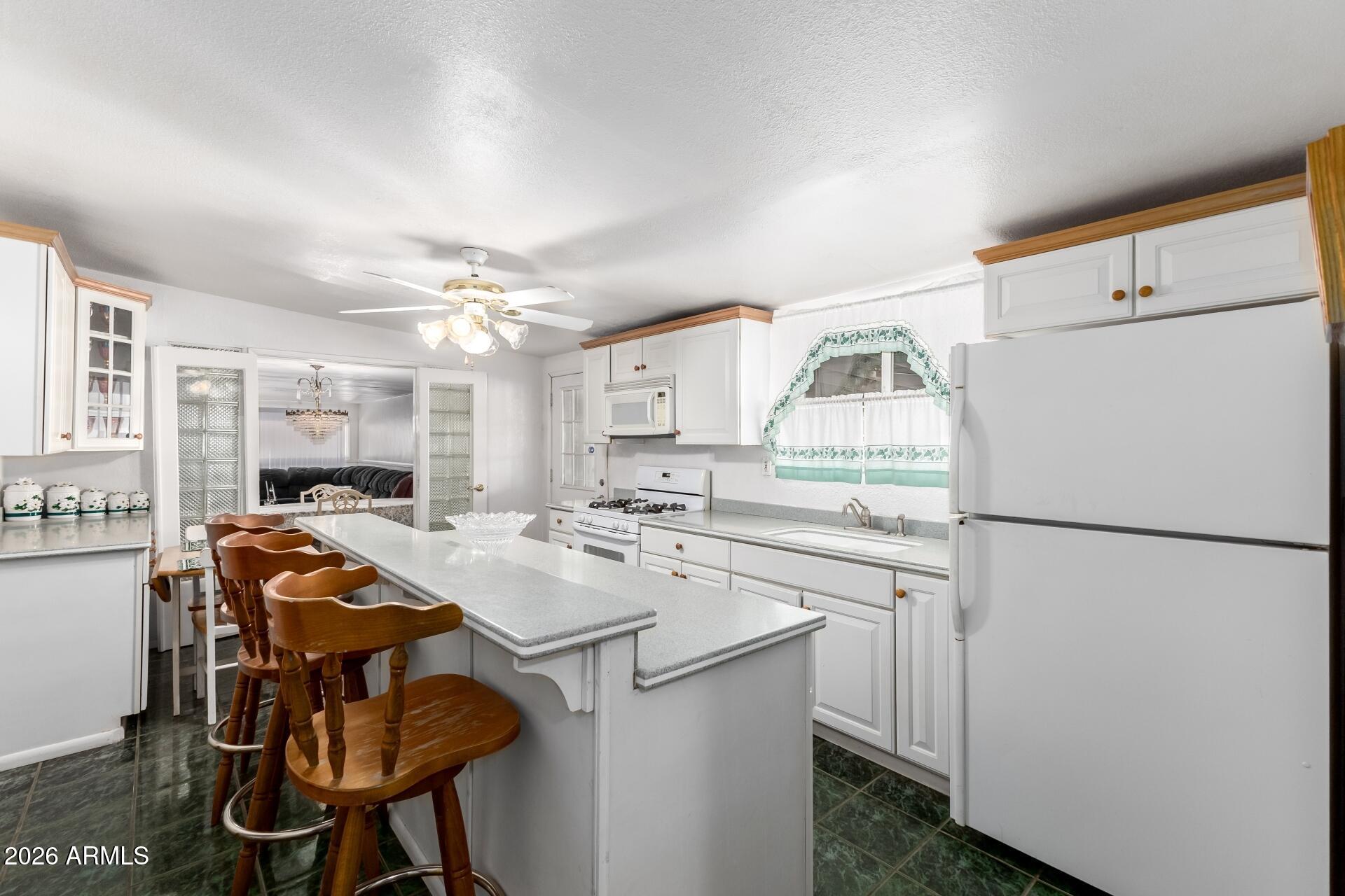 3838 West Alta Vista Road Phoenix, AZ 85041 - Photo 11 of 43 13 - Alta Vista