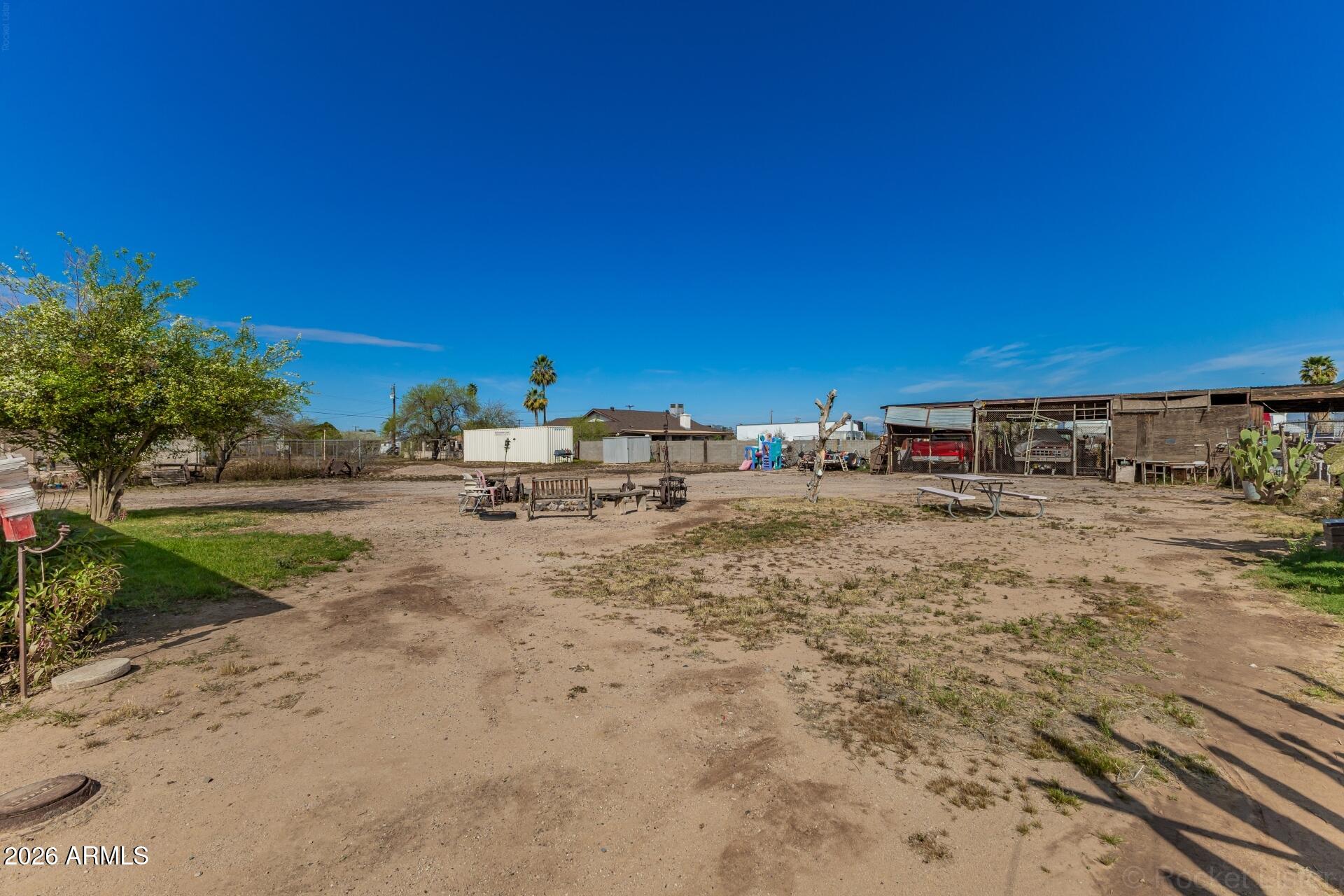 3838 West Alta Vista Road Phoenix, AZ 85041 - Photo 33 of 43 31 - Alta Visa