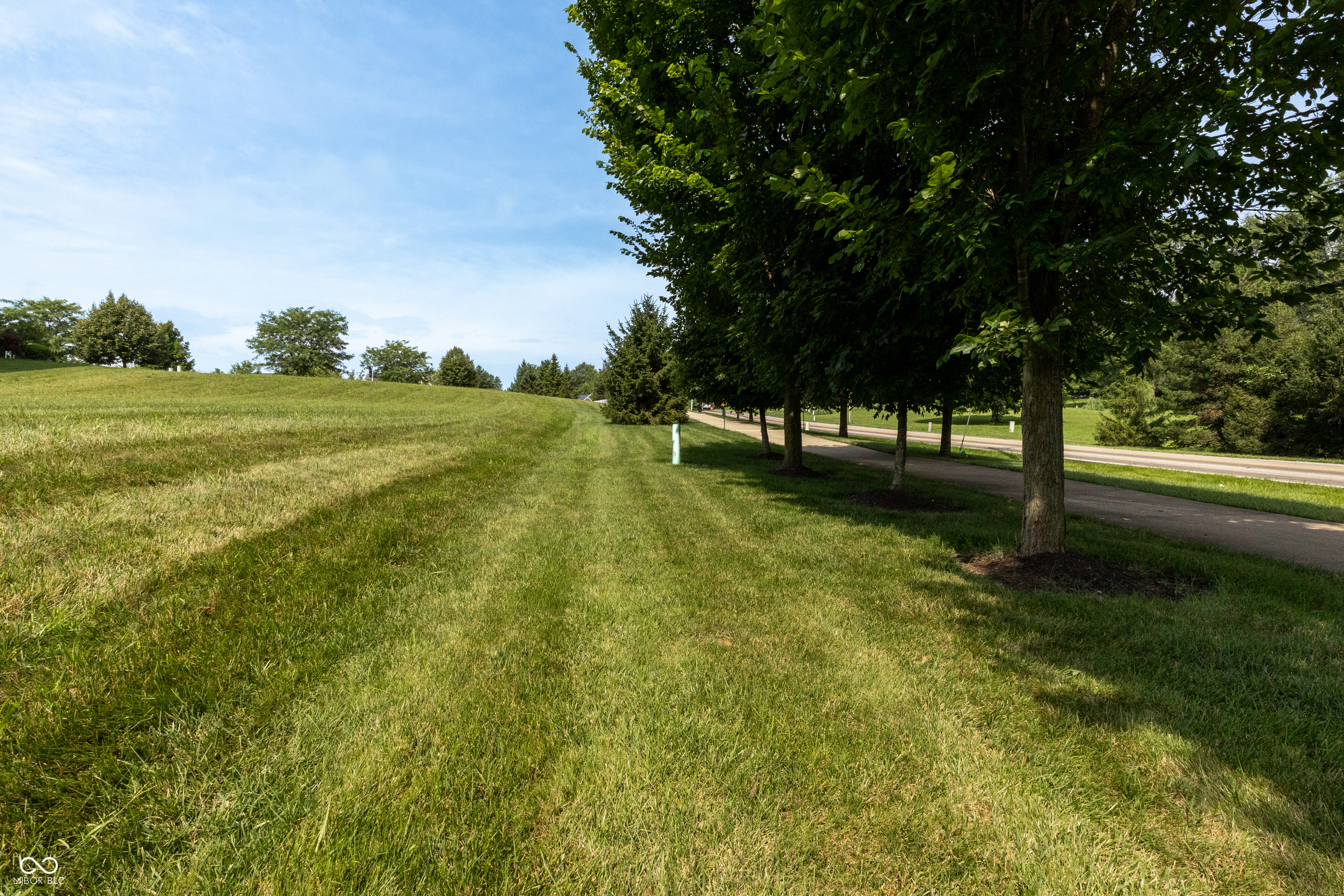 3101 Red Fox Circle Columbus, IN 47201 - Photo 9 of 17