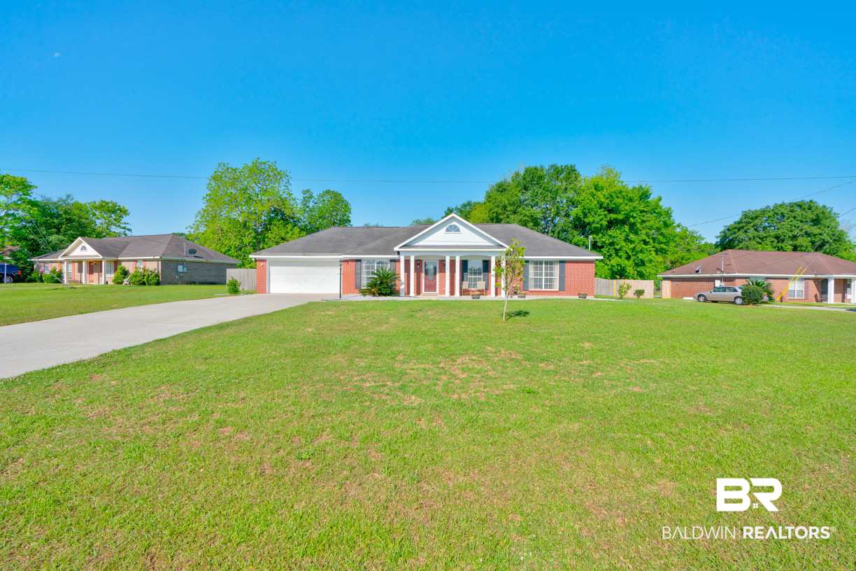 7722 Willard Drive West Theodore, AL 36582 - Photo 3 of 23
