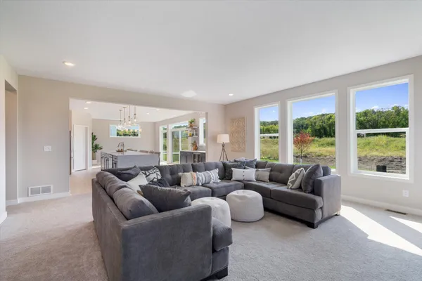 $1,102,085 | 3189 Southwest Winfield Way, Prior Lake, MN 55372