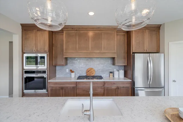 $1,102,085 | 3189 Southwest Winfield Way, Prior Lake, MN 55372