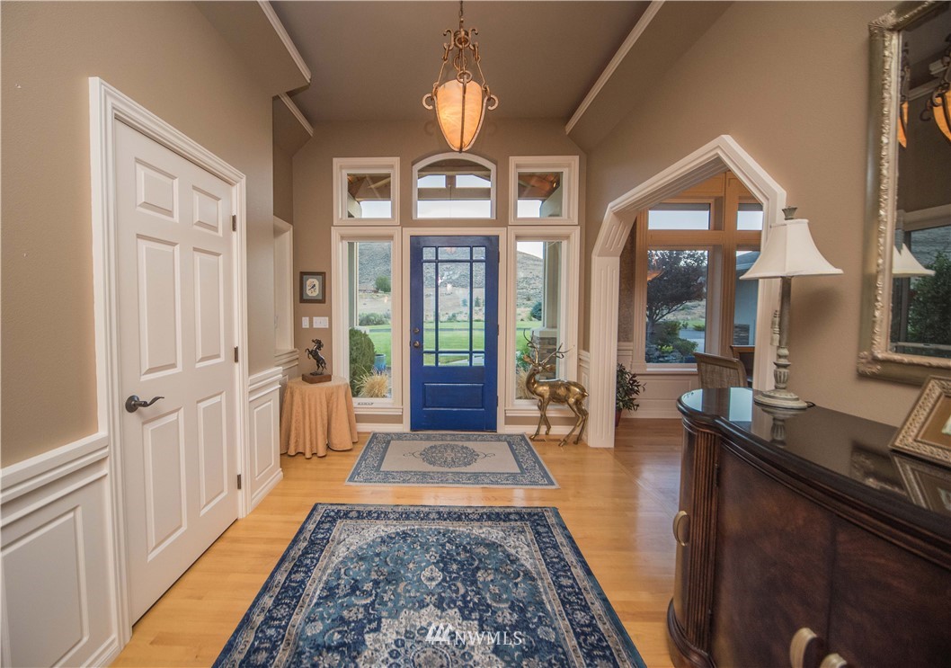 761 Shushuskin Ridge Road Ellensburg, WA 98926 - Photo 4 of 38 Gallery Image 4