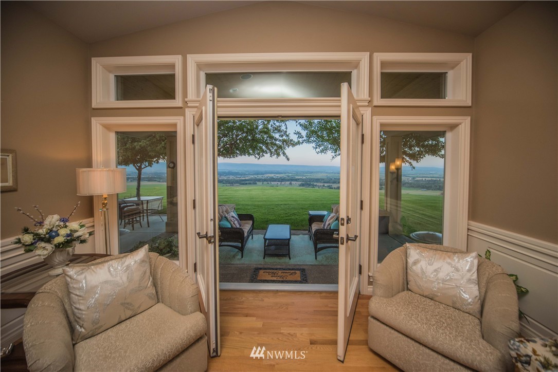 761 Shushuskin Ridge Road Ellensburg, WA 98926 - Photo 7 of 38 Gallery Image 7