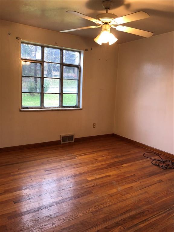 5620 Library Road Bethel Park, PA 15102 - Photo 7 of 15 Gallery Image 7