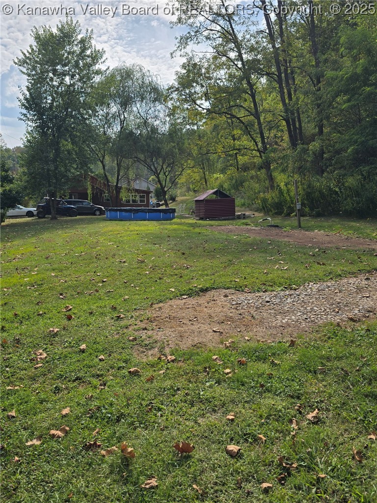 13068 Charleston Road Kenna, WV 25248 - Photo 18 of 29 Gallery Image 18
