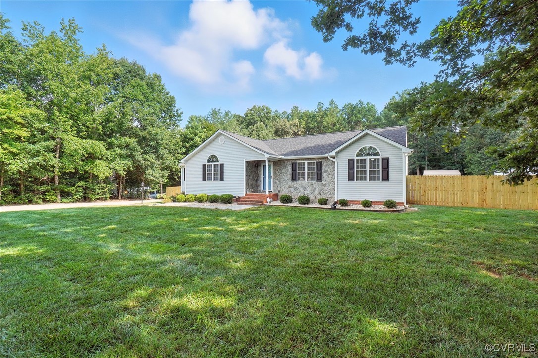 11812 Corte Castle Road Chesterfield, VA 23838 - Photo 3 of 41