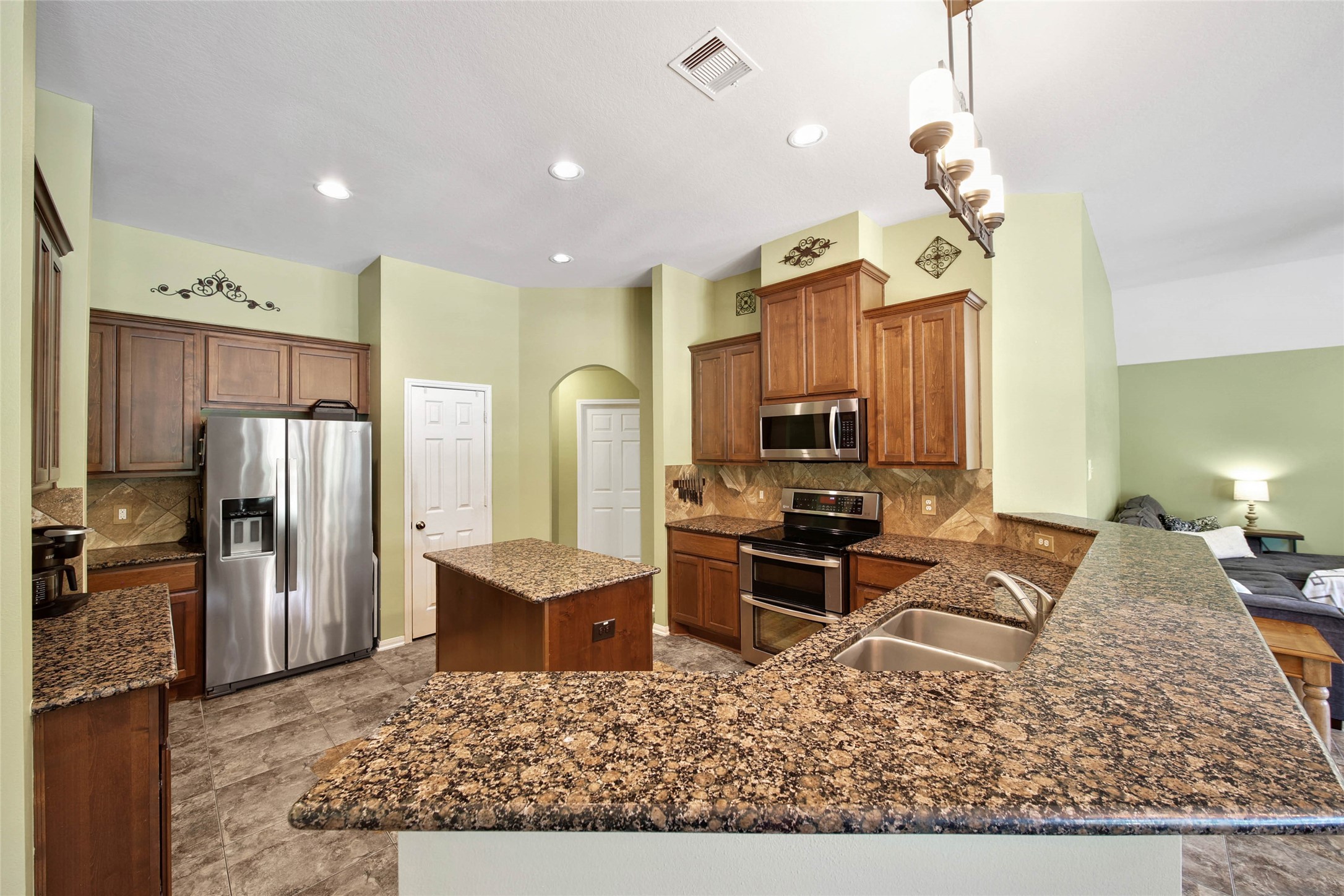 23644 Spring Branch Trail Montgomery, TX 77316 - Photo 9 of 32
