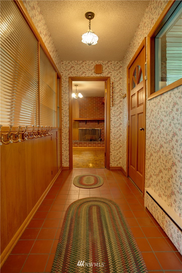 1 Viewpoint Road Ellensburg, WA 98926 - Photo 2 of 22 Gallery Image 2