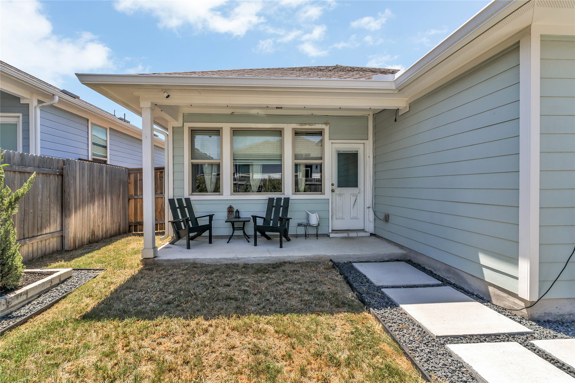 112 Old Stagecoach Road Jarrell, TX 76537 - Photo 10 of 33 Gallery Image 10