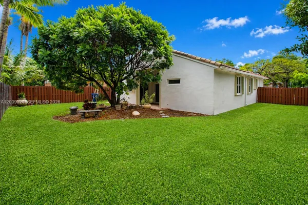$699,000 | 9437 Southwest 183rd Terrace, Palmetto Bay, FL 33157