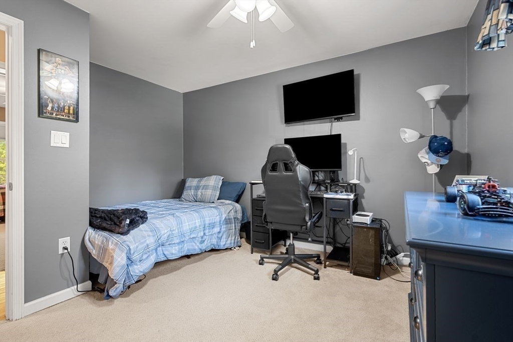 29 Charlotte Road Ipswich, MA 01938 - Photo 15 of 42