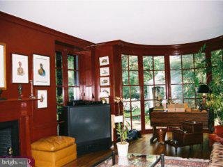307 Fishers Road Bryn Mawr, PA 19010 - Photo 4 of 6 Gallery Image 4