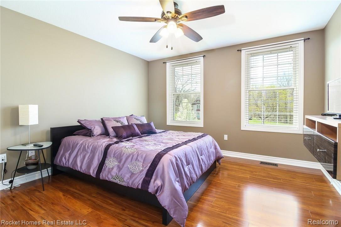 15325 Hannan Road Romulus, MI 48174 - Photo 17 of 28 022-Bedroom-4002965-medium.jpg