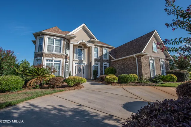 $555,000 | 106 Bretwood Court, Centerville, GA 31028