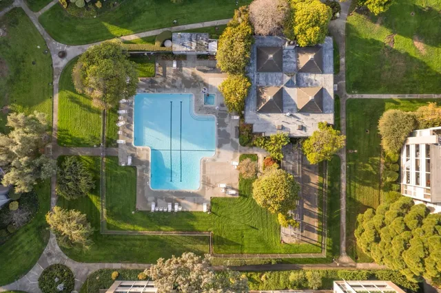 $828,000 | 1081 Beach Park Boulevard, Unit 206, Foster City, CA 94404