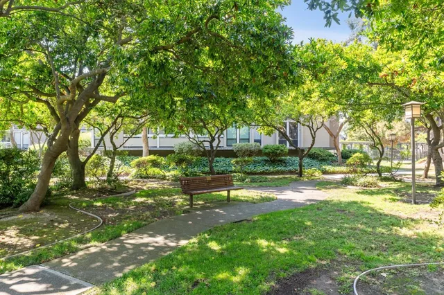 $828,000 | 1081 Beach Park Boulevard, Unit 206, Foster City, CA 94404