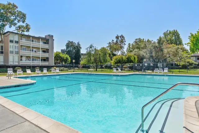 $828,000 | 1081 Beach Park Boulevard, Unit 206, Foster City, CA 94404