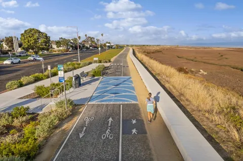 a view of outdoor space with city view