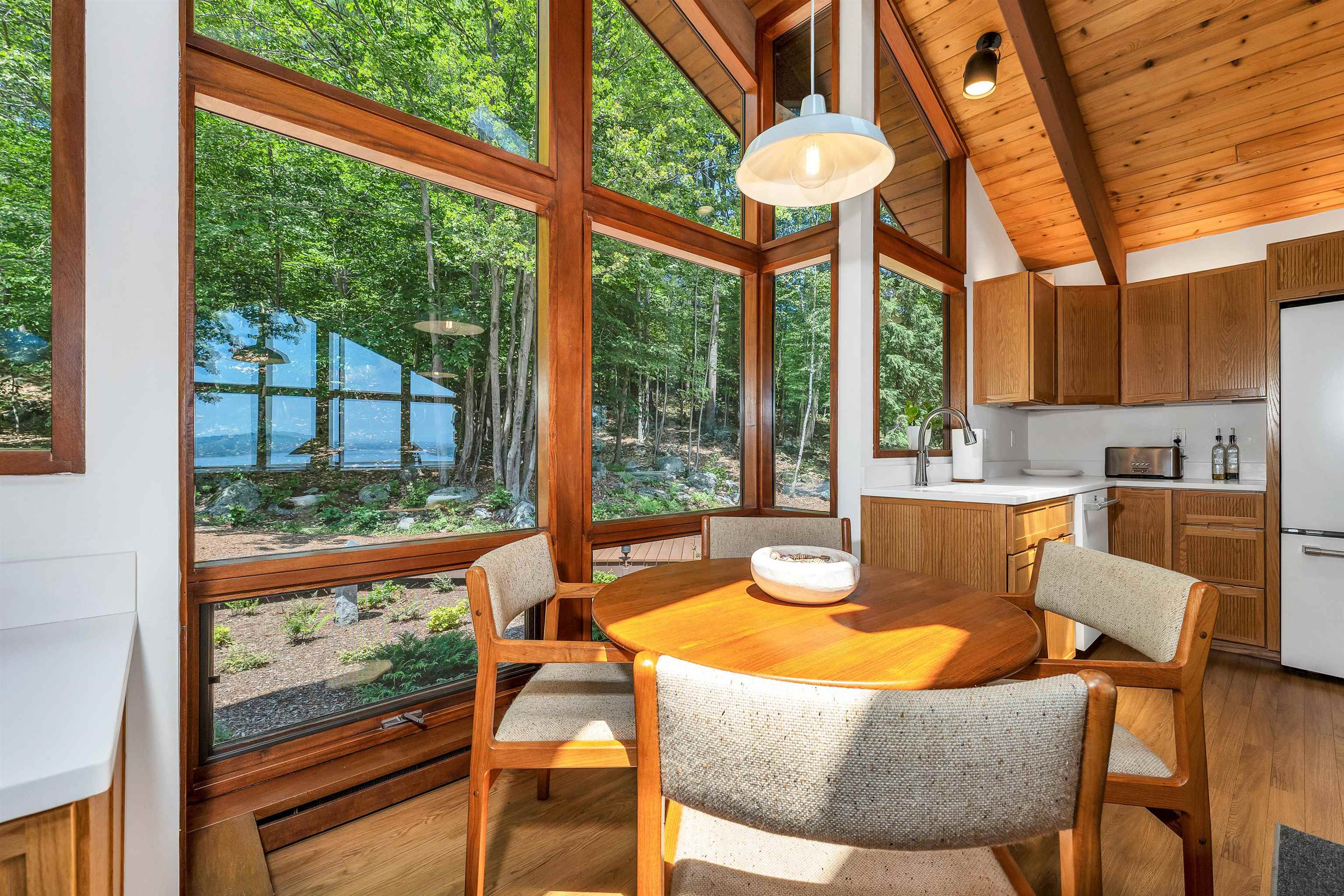 86 Pleasant Street Meredith, NH 03253 - Photo 11 of 58