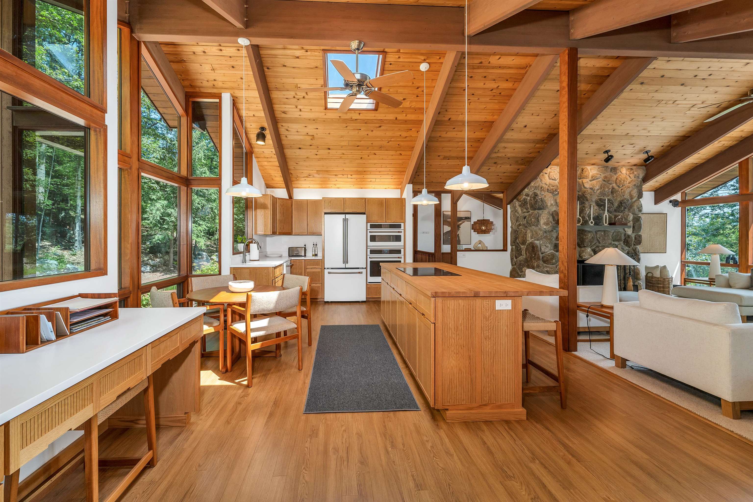 86 Pleasant Street Meredith, NH 03253 - Photo 6 of 58