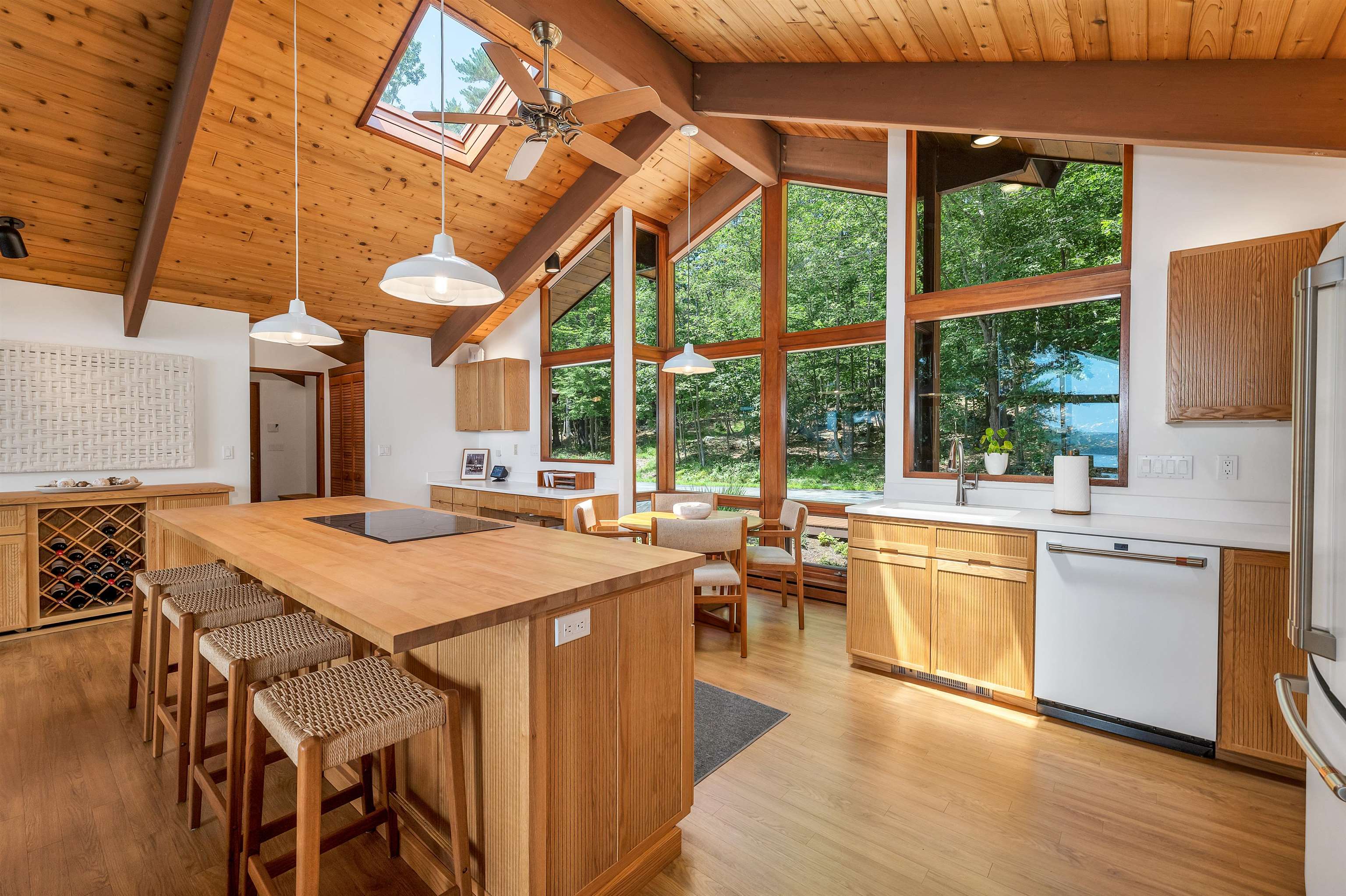 86 Pleasant Street Meredith, NH 03253 - Photo 10 of 58