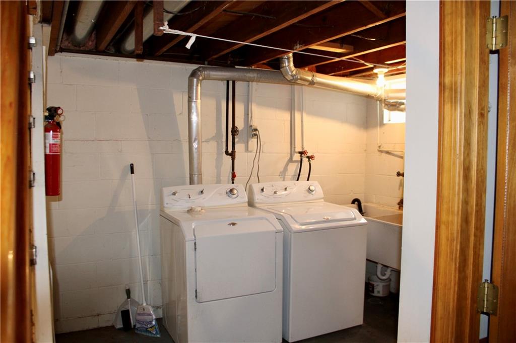125 Jackson Street Harmony, PA 16037 - Photo 15 of 21 Washer/Dryer