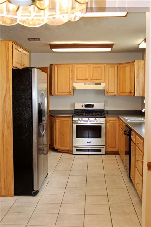 125 Jackson Street Harmony, PA 16037 - Photo 5 of 21