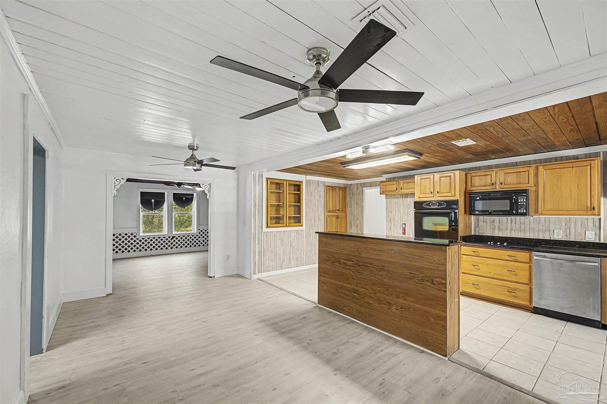 4881 Calvin Drive Milton, FL 32583 - Photo 2 of 24