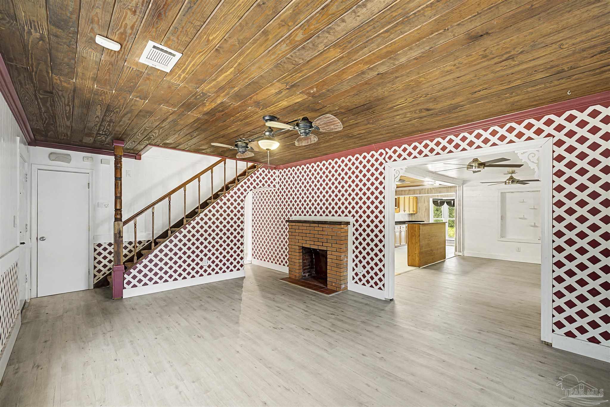 4881 Calvin Drive Milton, FL 32583 - Photo 21 of 24 living room