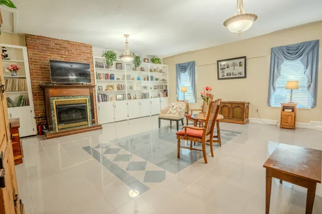 $459,900 | 499 Pettus Street, Lawrenceburg, TN 38464