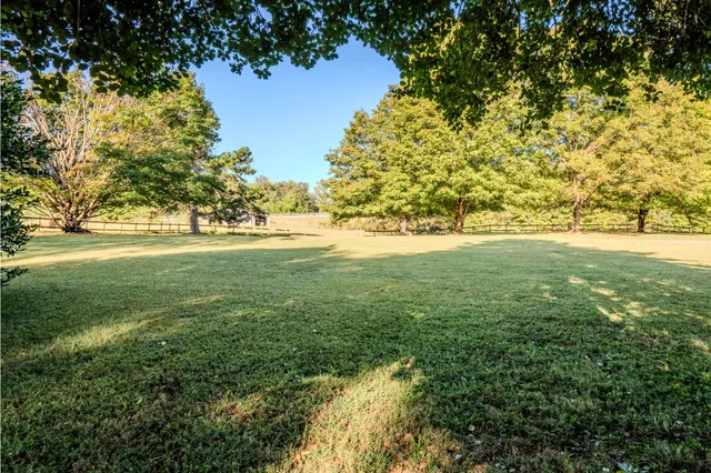 $459,900 | 499 Pettus Street, Lawrenceburg, TN 38464