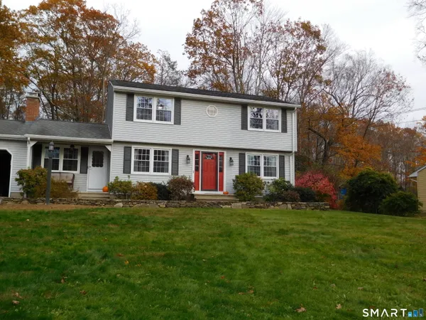 $415,750 | 68 Knollwood Drive, Torrington, CT 06790