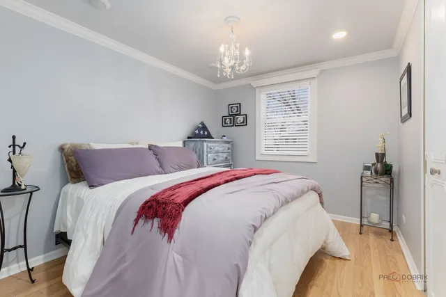 $450,000 | 225 Wickham Drive, Schaumburg, IL 60193