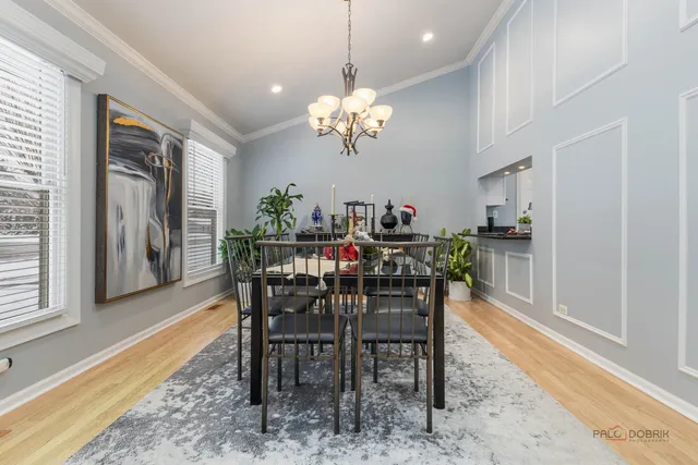 $450,000 | 225 Wickham Drive, Schaumburg, IL 60193