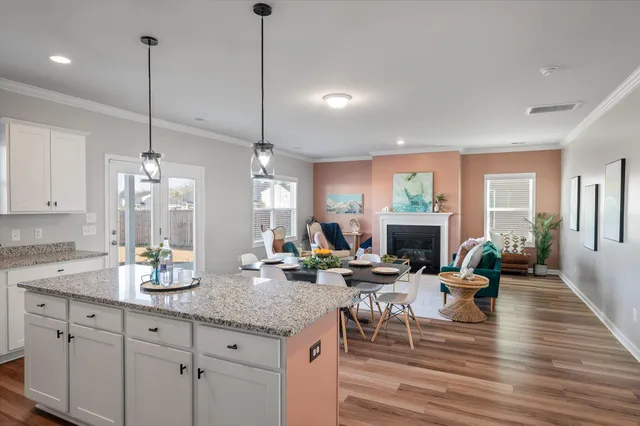 $390,000 | 303 Torslanda Lane, Summerville, SC 29486