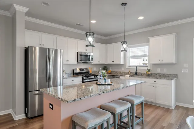 $390,000 | 303 Torslanda Lane, Summerville, SC 29486