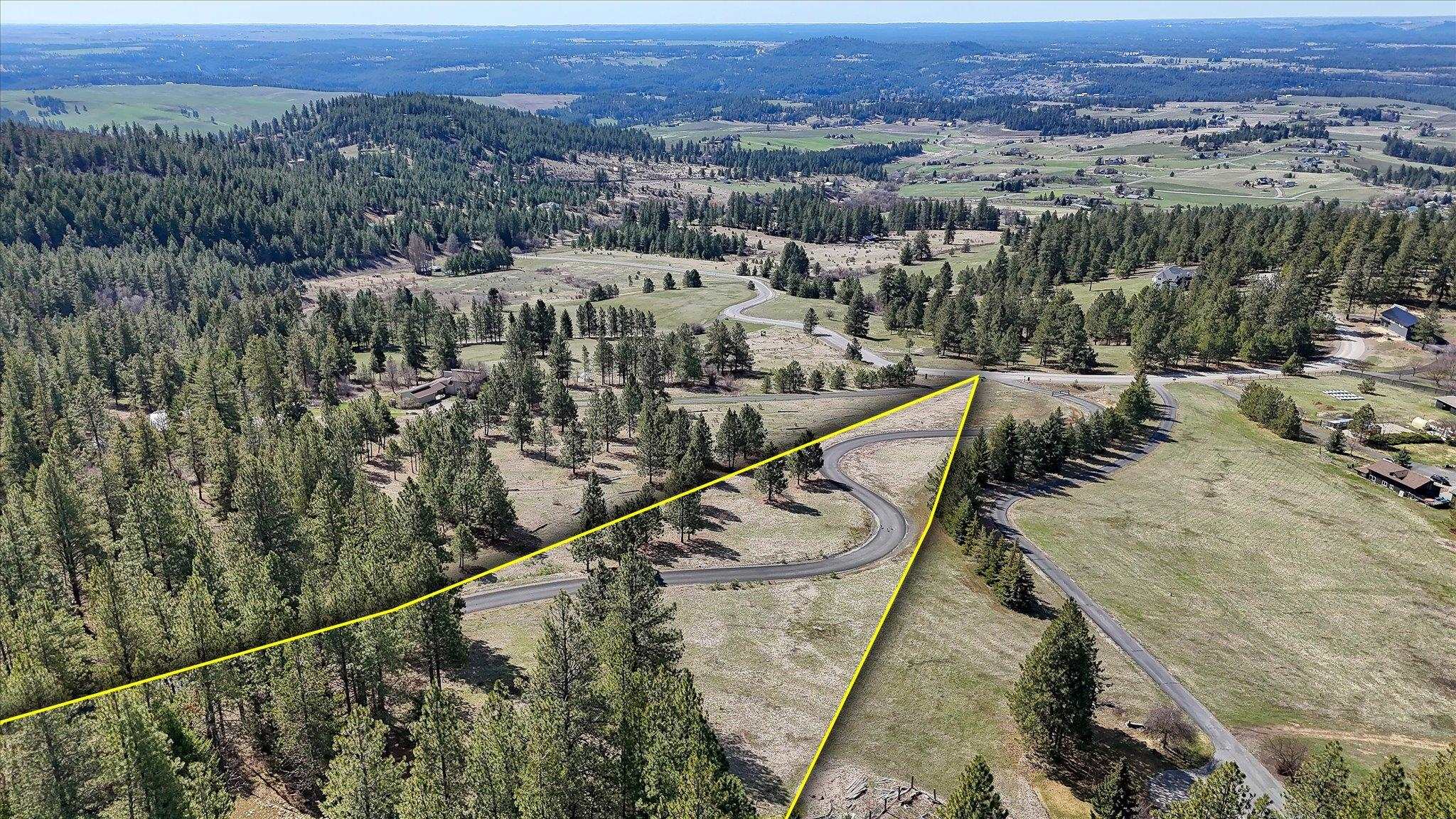 6707 South Sagewood Road Spokane, WA 99223 - Photo 18 of 46