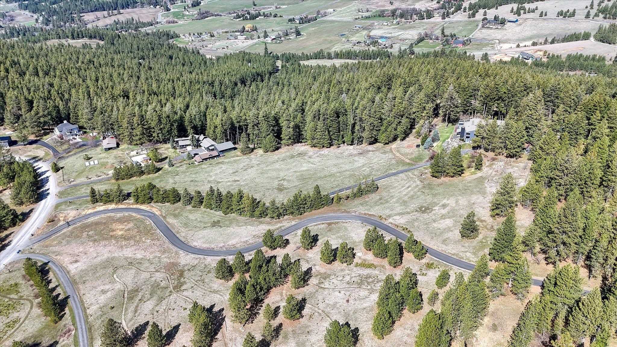 6707 South Sagewood Road Spokane, WA 99223 - Photo 20 of 46