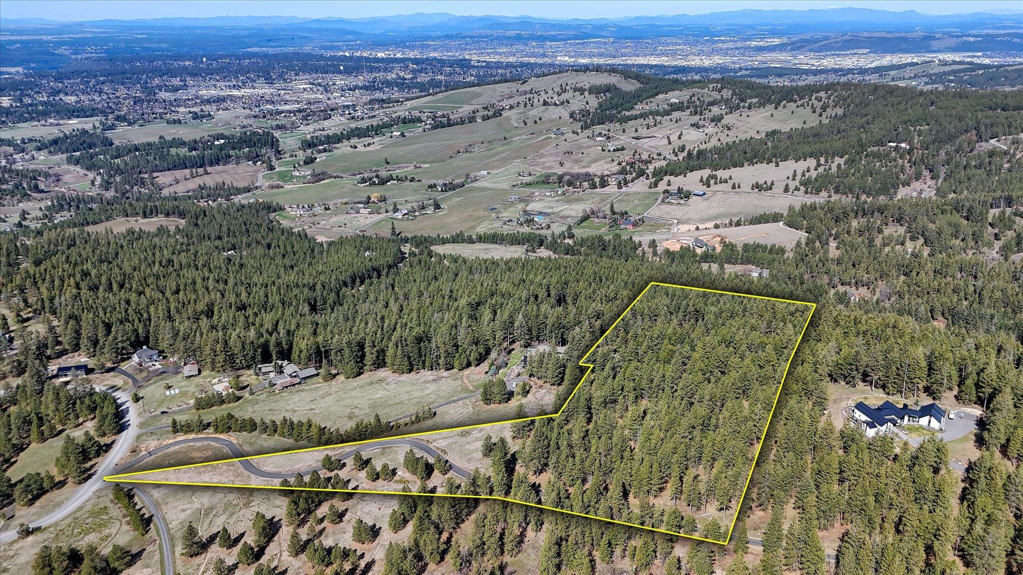 6707 South Sagewood Road Spokane, WA 99223 - Photo 2 of 46