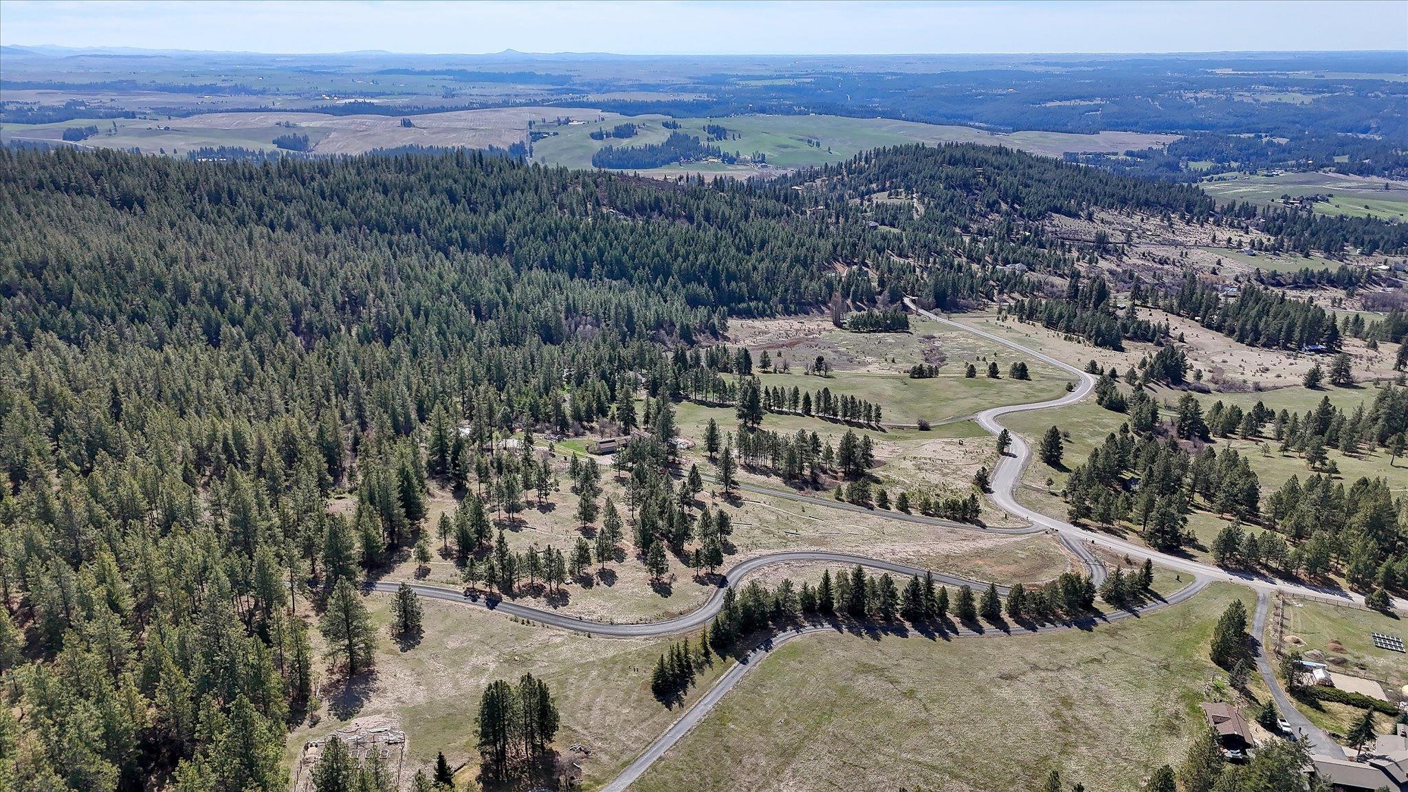 6707 South Sagewood Road Spokane, WA 99223 - Photo 25 of 46