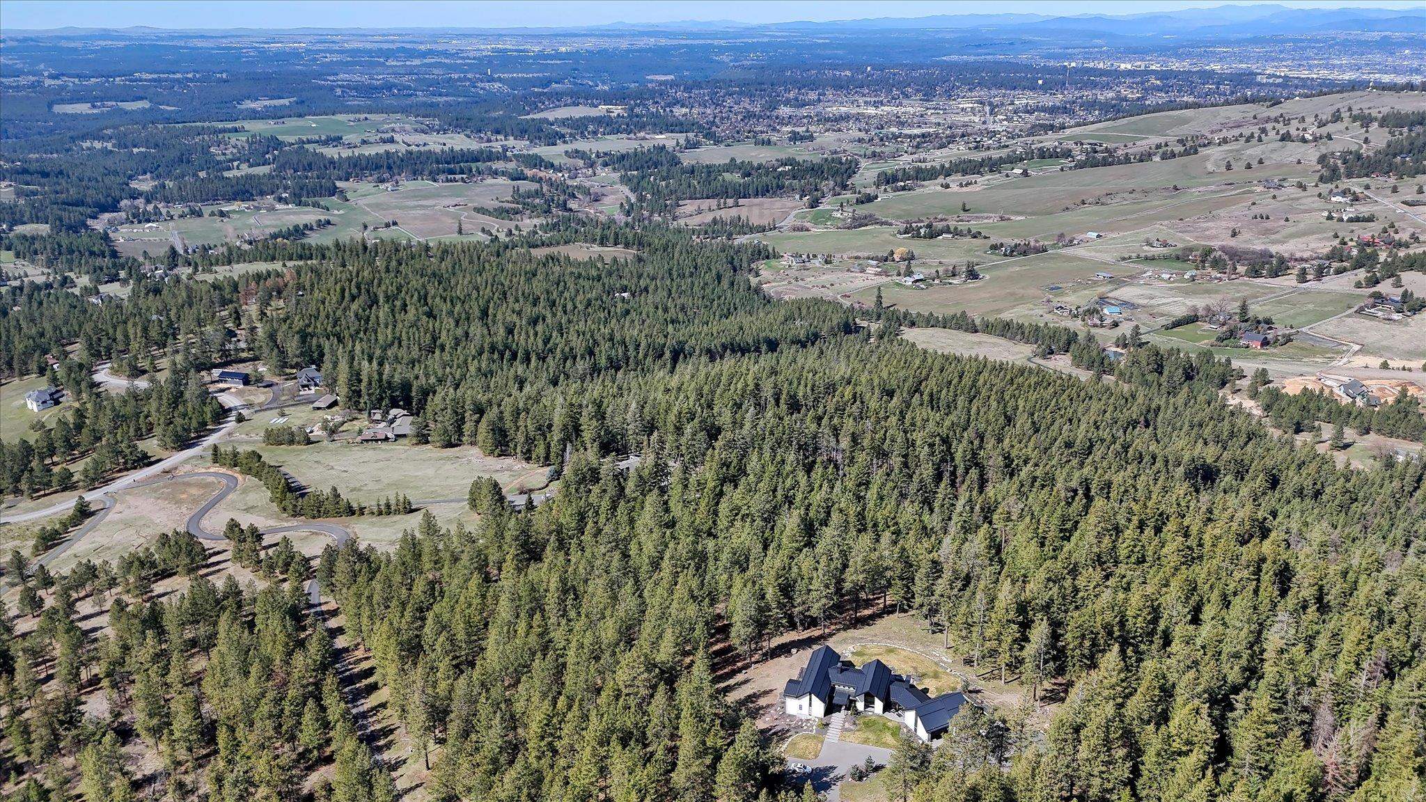 6707 South Sagewood Road Spokane, WA 99223 - Photo 27 of 46